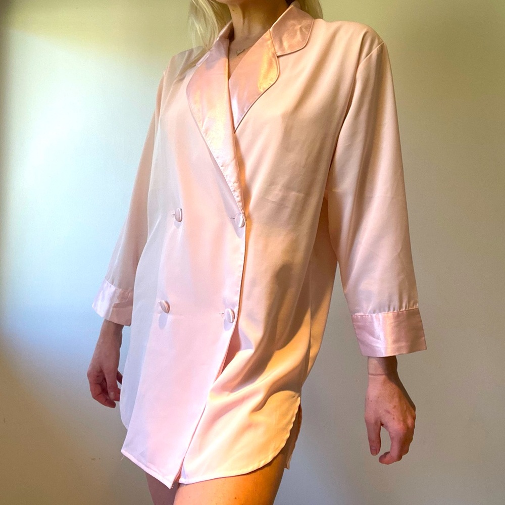 VTG Victoria’s Secret Gold Label Sleepwear - Picture 3 of 7